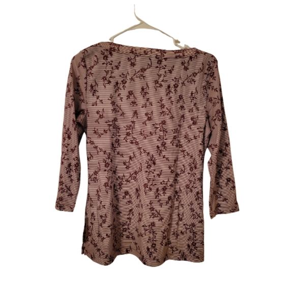 New with tag. Karen Scott business casual misses top. Size S - Picture 2 of 5